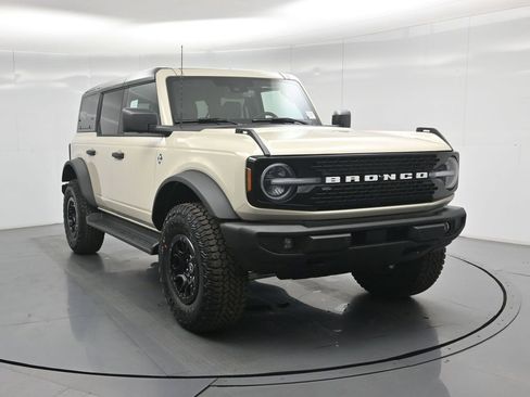 New 2026 Ford Bronco Outer Banks w/ Sasquatch Package image 53