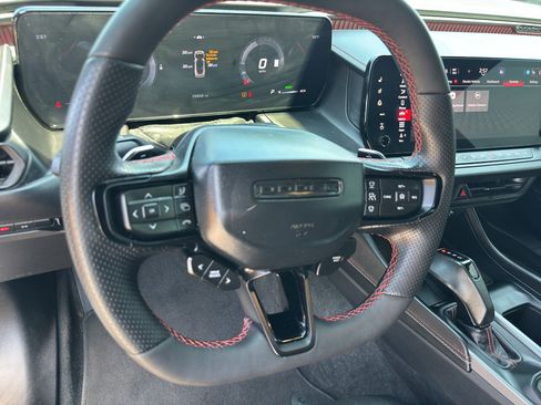 Used 2025 Dodge Charger Daytona R/T w/ Plus Group AWD/4WD image 13