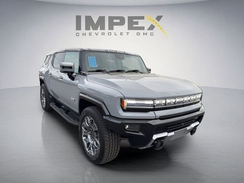 Used 2025 GMC Hummer EV 3X AWD/4WD image 7