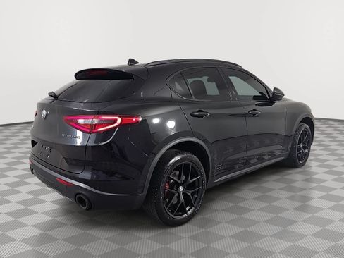 Used 2020 Alfa Romeo Stelvio w/ Nero Edizione RWD image 8