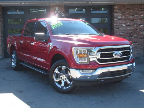 Used 2021 Ford F150 XLT w/ Equipment Group 302A High AWD/4WD image 3