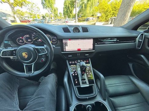 Used 2019 Porsche Cayenne E-Hybrid AWD/4WD image 50