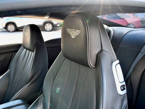 Used 2015 Bentley Continental GT image 26