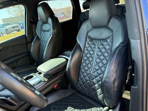 Used 2022 Audi SQ7 Prestige image 15