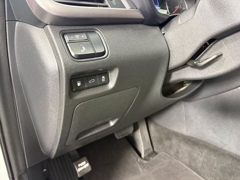 Used 2018 Kia Optima LX FWD image 15