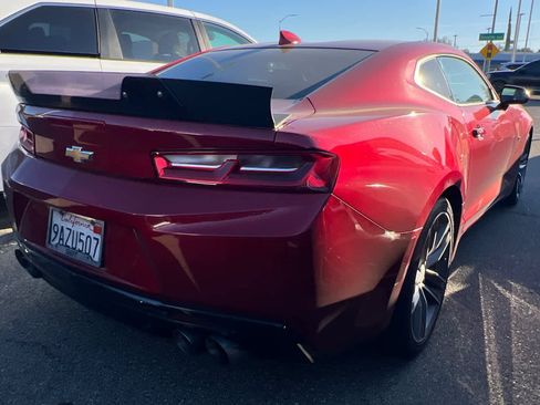 Used 2016 Chevrolet Camaro SS image 4
