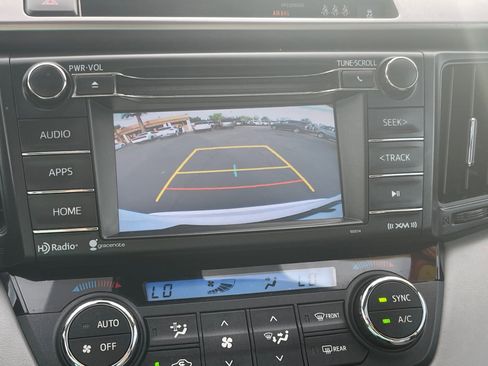 Used 2018 Toyota RAV4 XLE w/ Plus Extra Value Package image 18