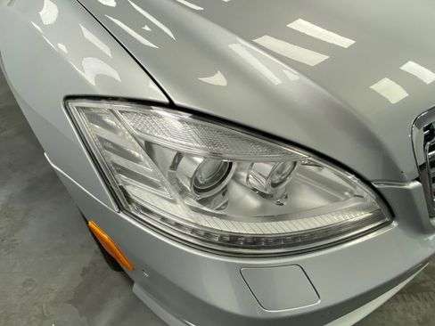 Used 2013 Mercedes-Benz S 550 4MATIC w/ Sport Pkg image 10