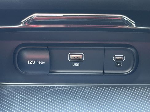 New 2025 Kia Sportage LX AWD/4WD image 8