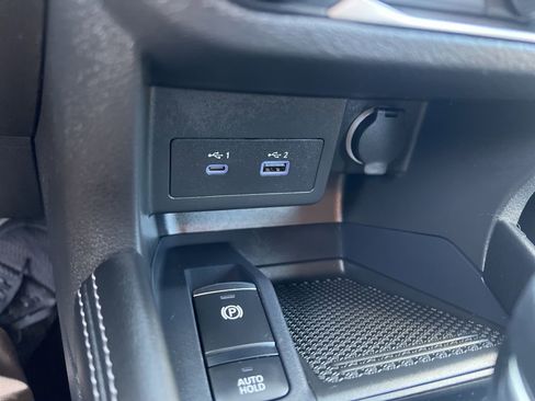 Used 2023 Nissan Kicks SV image 56