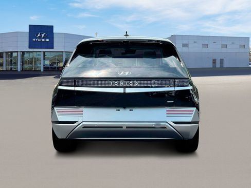 New 2024 Hyundai Ioniq 5 Limited image 6