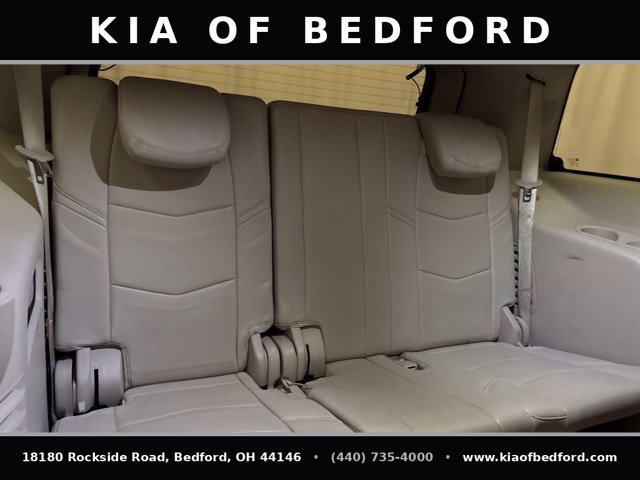 Used 2016 Cadillac Escalade Luxury AWD/4WD image 26