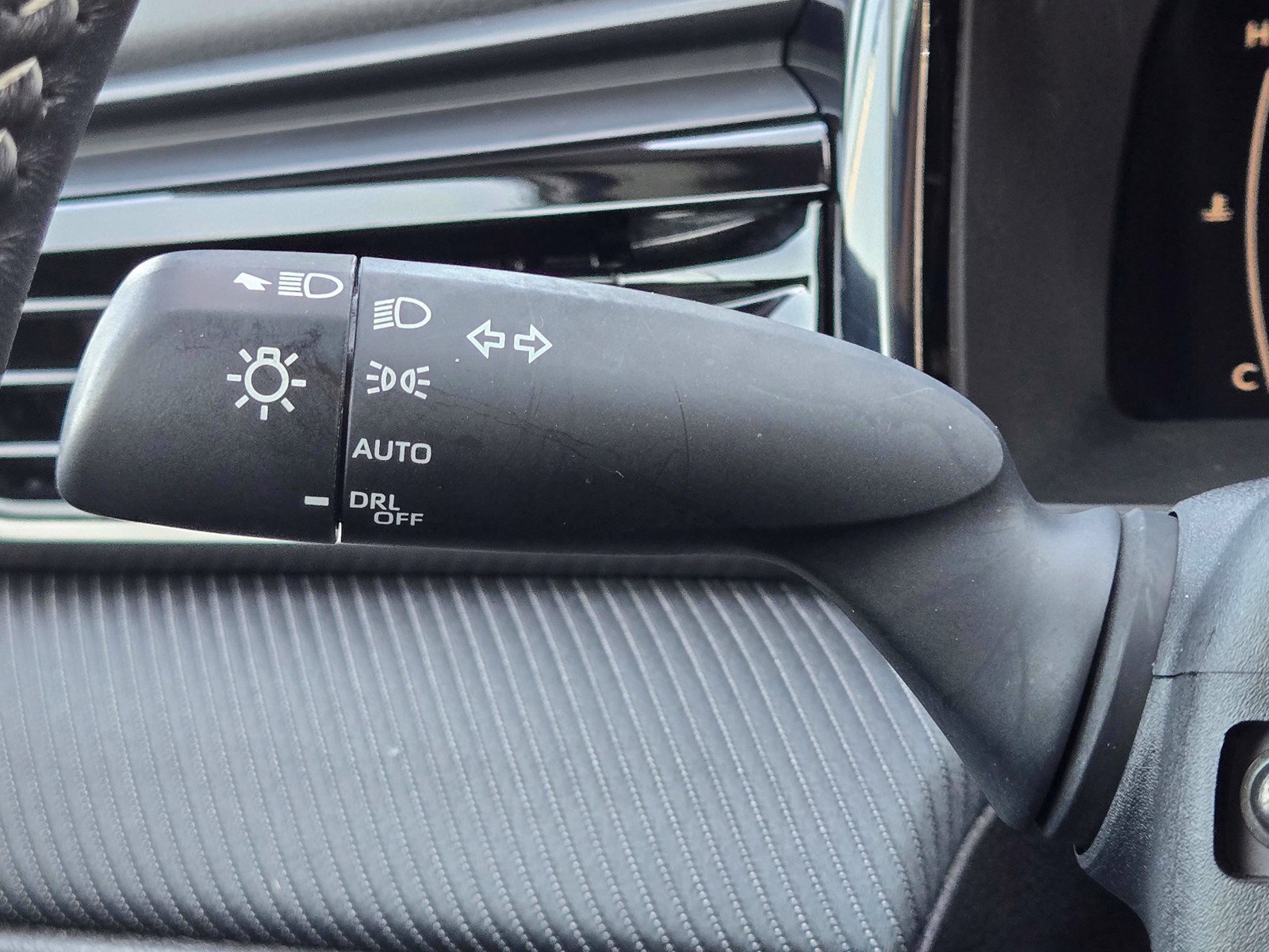 Used 2026 Toyota Camry SE FWD image 23