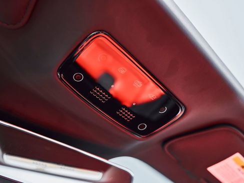 Used 2024 Ferrari SF90 Spider AWD/4WD image 72