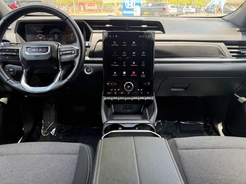 Used 2025 GMC Terrain Elevation AWD/4WD image 13