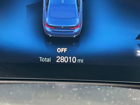 Used 2023 BMW 330i 330i w/ Driving Assistance Package image 40