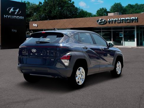 New 2026 Hyundai Kona SE image 7