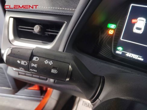 Used 2019 Lexus UX 250h w/ Premium Package image 13