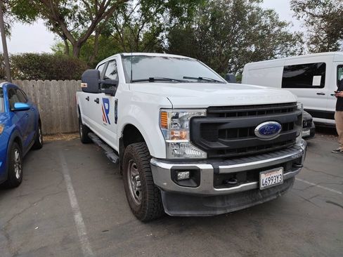 Used 2022 Ford F350 XL w/ Power Equipment Group AWD/4WD image 15