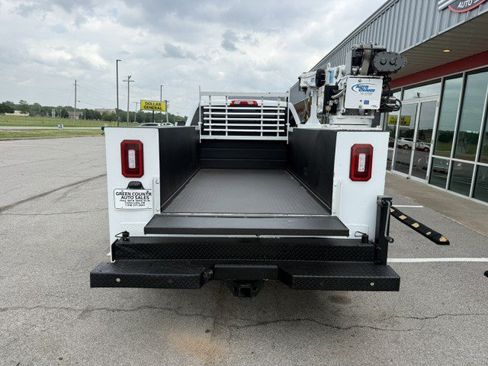 Used 2019 Chevrolet Silverado 2500 4x4 Crew Cab image 13