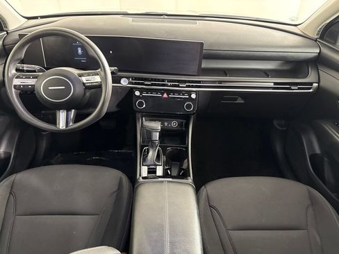 Used 2025 Hyundai Tucson SEL FWD image 16