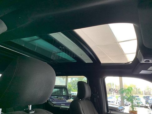 Used 2016 Ford F150 XLT w/ Equipment Group 302A Luxury AWD/4WD image 21
