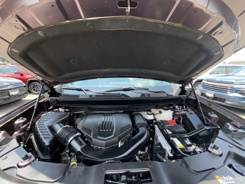 Used 2024 GMC Acadia Elevation FWD image 28