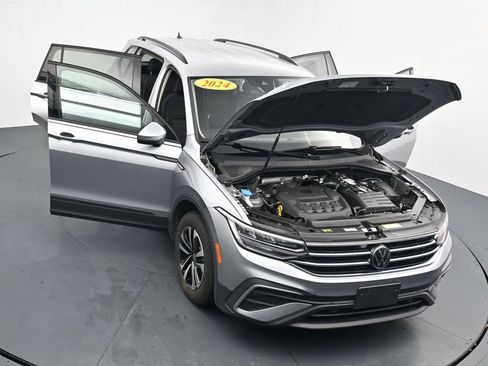 Used 2024 Volkswagen Tiguan S FWD image 39