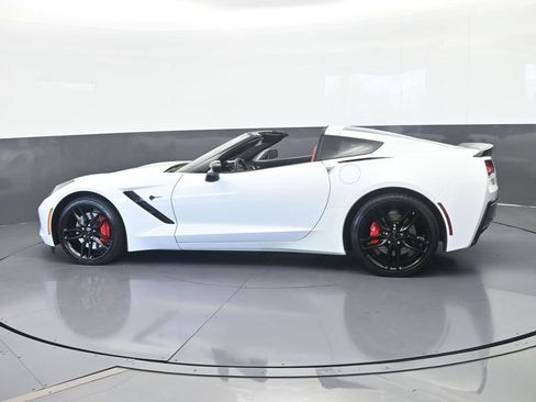 Used 2016 Chevrolet Corvette Stingray Coupe w/ Battery Protection Package RWD image 3