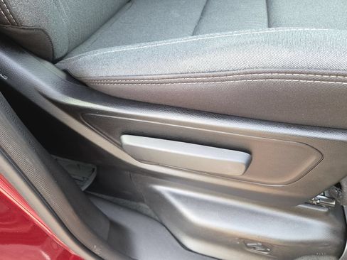 Used 2022 RAM 1500 Big Horn AWD/4WD image 19