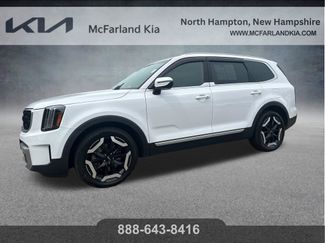 Used 2023 Kia Telluride EX w/ EX Captain's Chair Package FWD 360° Tour