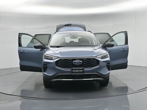 Used 2025 Ford Escape ST-Line image 36