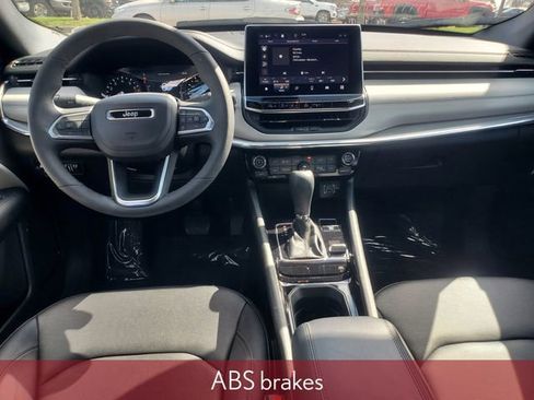 Used 2024 Jeep Compass Limited AWD/4WD image 33