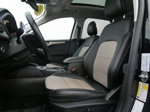 Used 2022 Ford Escape Titanium w/ Titanium Elite Package image 23