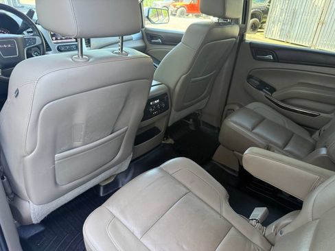 Used 2015 GMC Yukon XL SLT w/ Open Road Package AWD/4WD image 37