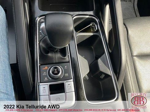 Used 2022 Kia Telluride EX w/ EX Premium Package image 16