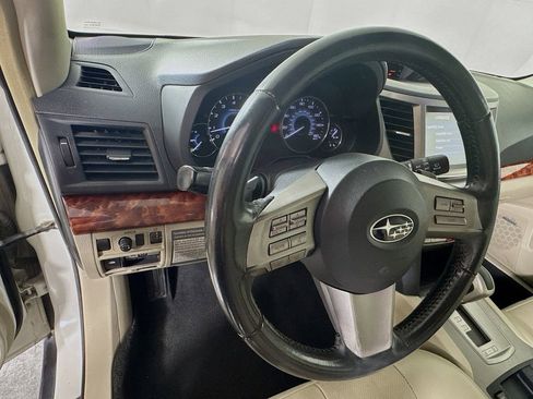 Used 2010 Subaru Outback 3.6R Limited AWD/4WD image 11