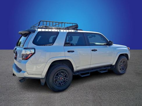 Used 2021 Toyota 4Runner Venture AWD/4WD image 5