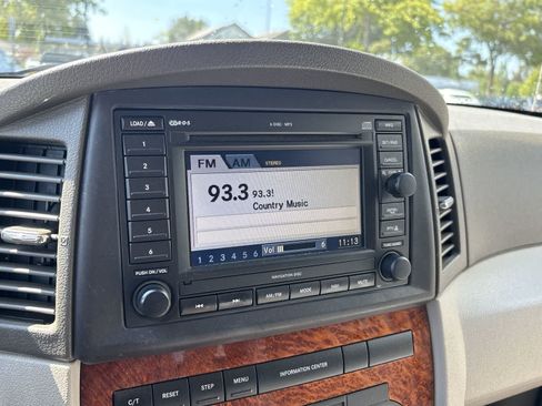 Used 2006 Jeep Grand Cherokee Overland AWD/4WD image 12