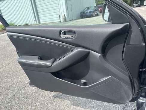 Used 2009 Nissan Altima 2.5 SL w/ SL Pkg FWD image 23