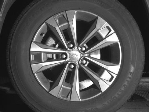 Used 2025 Chevrolet Equinox LT image 12