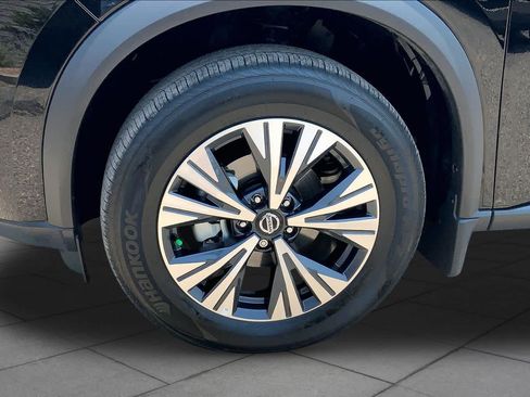 Used 2021 Nissan Rogue SV AWD/4WD image 10