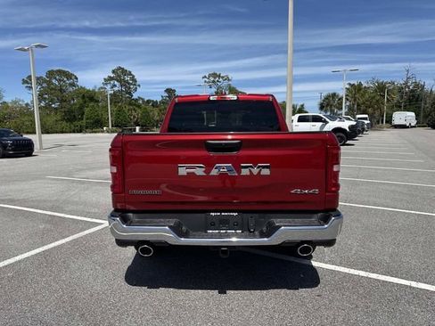 New 2026 RAM 1500 4x4 Crew Cab image 4