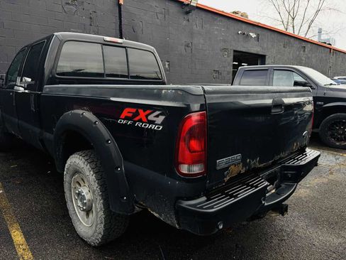 Used 2006 Ford F250 XL image 5