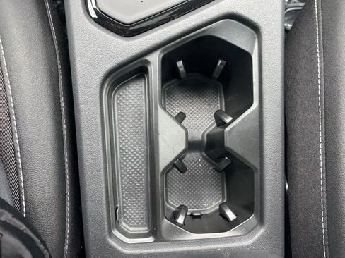 New 2024 Volkswagen Taos SE image 38