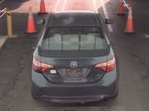Used 2015 Toyota Corolla LE FWD image 4