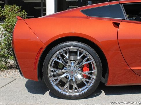 Used 2015 Chevrolet Corvette Stingray Coupe w/ 3LT Preferred Equipment Group RWD image 27