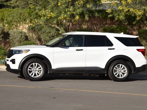 Used 2020 Ford Explorer 2WD image 9