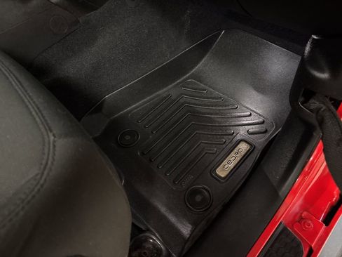 Used 2019 Jeep Wrangler Unlimited Sahara image 39