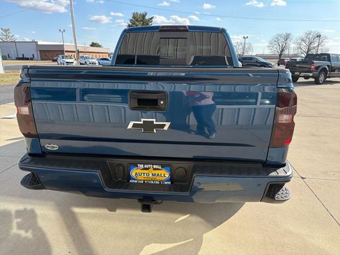 Used 2018 Chevrolet Silverado 1500 LT w/ All Star Edition image 9